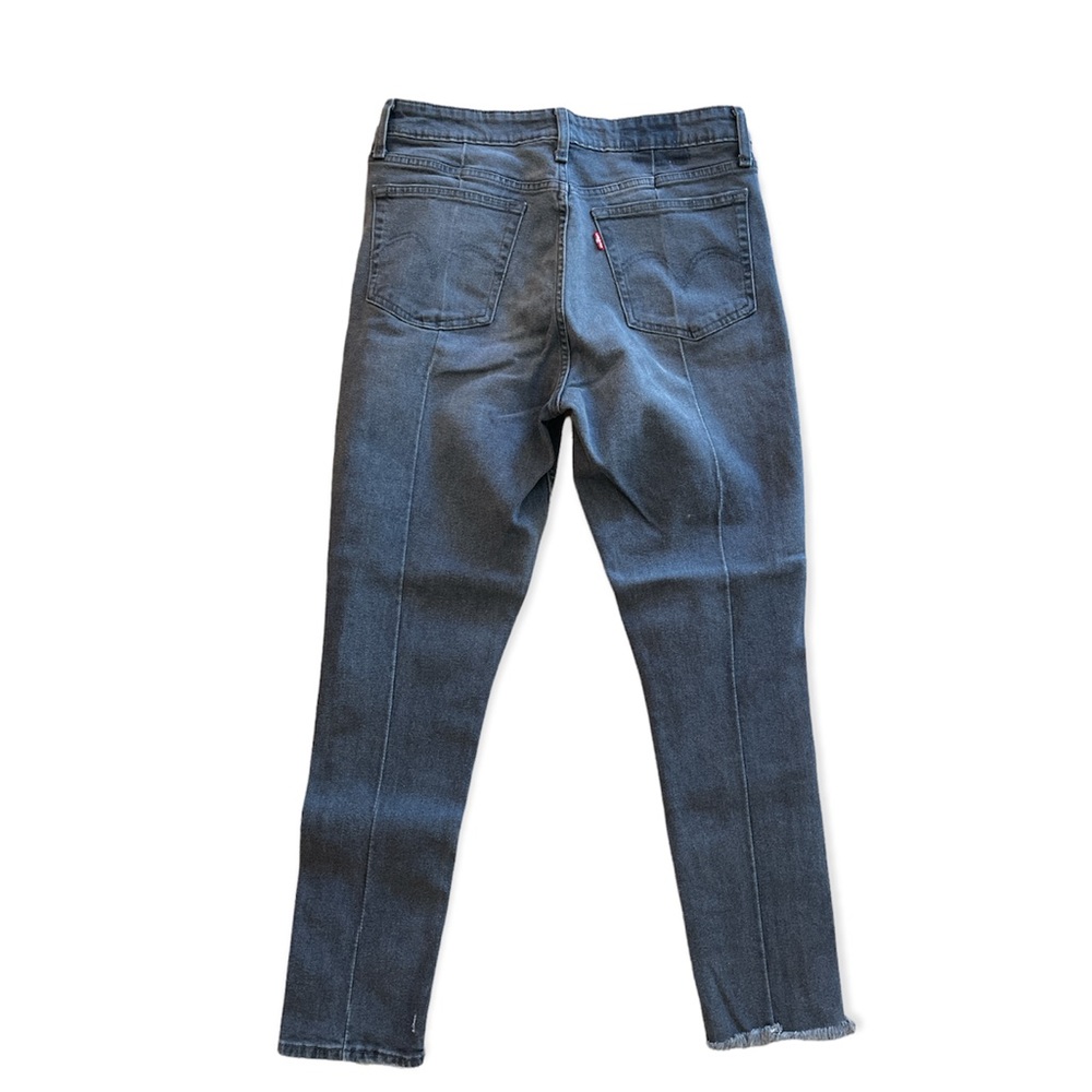 Levi’s 721 High Rise Jeans